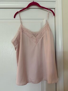 Express Lace-Trim Satin Cami in Light Blush